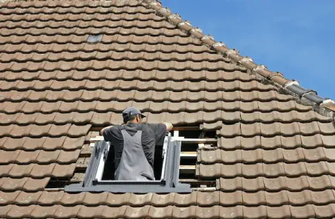 Pose de velux à Chaniers